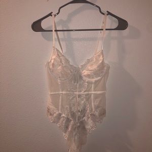 Pretty little thing white caged bodysuit sz small NWT